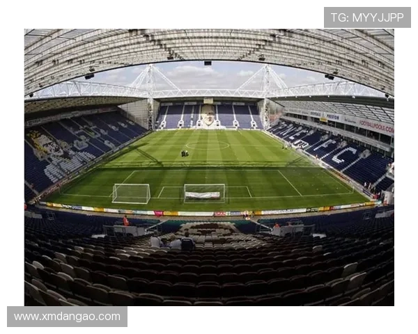 英超球队主场名称：英超球队的主场球场名称