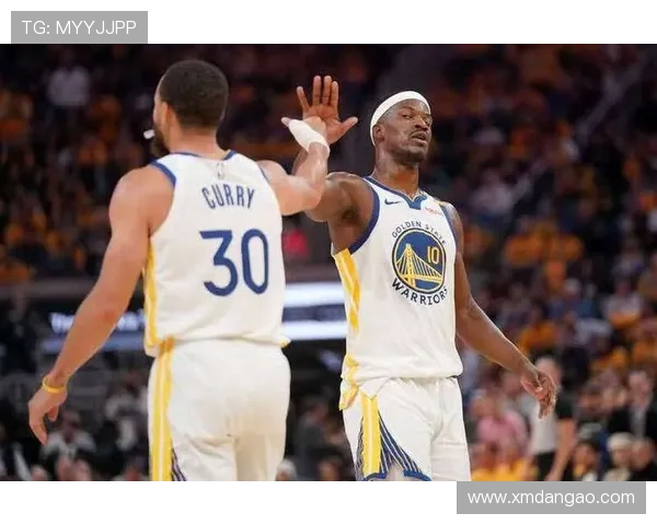 巴特勒称赞库里为历史最佳射手自豪成为其搭档罗宾