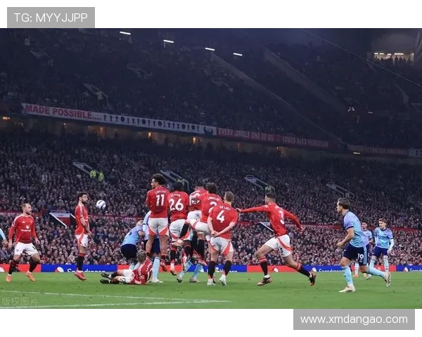 拉亚本赛季四次关键扑救助阿森纳稳住积分本轮补时上演极限救险